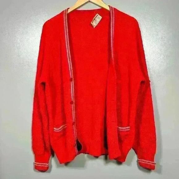 VTG 50s 60s Red Wool Collegiate Academic Letterman Cardigan Sweater Women Medium - Picture 9 of 10
